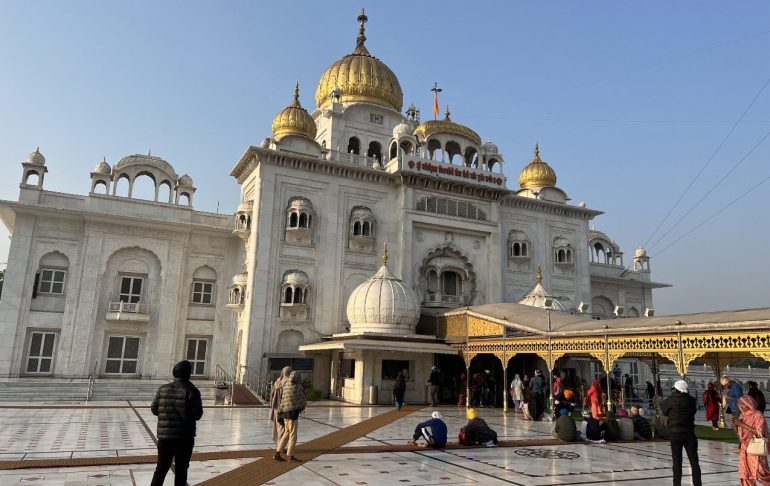 Delhi Temple Tour